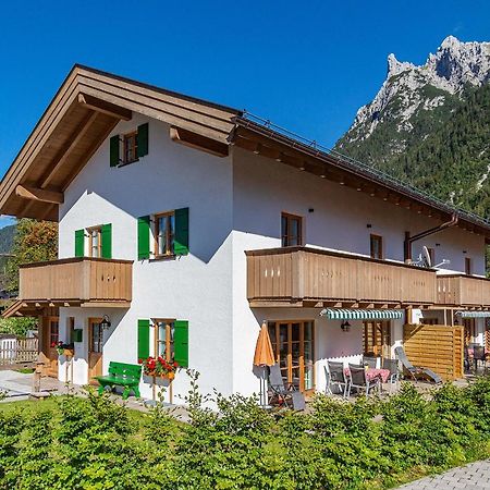 Ferienhaus Stoaroeserl Mittenwald Exterior foto